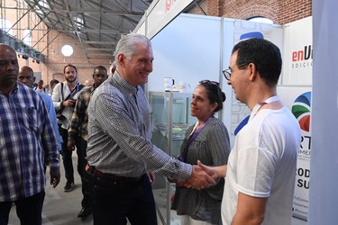 El Coloquio Patria «nos arma para el Girón comunicacional del siglo XXI» 19