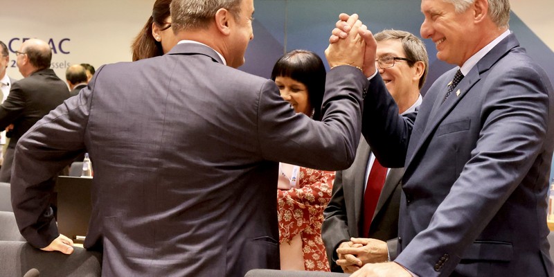 Díaz-Canel en Bruselas para participar en la III Cumbre CELAC-UE