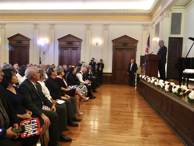 Encuentro con emigrados cubanos en NY
