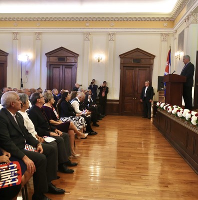 Encuentro con emigrados cubanos en NY