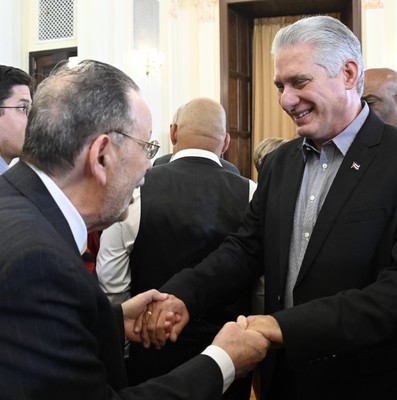Encuentro con emigrados cubanos en NY