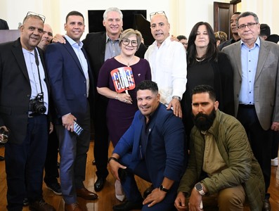 Encuentro con emigrados cubanos en NY
