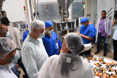 Visita del Presidente a entidades productivas en los municipios de Cotorro y Habana del Este 5