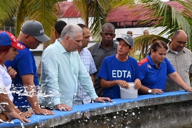 Visita del Presidente a entidades productivas en los municipios de Cotorro y Habana del Este 11