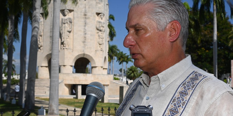 Díaz-Canel en Santa Ifigenia: “Fidel nunca se rindió”