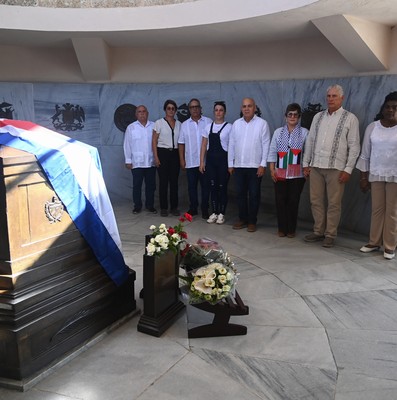 Díaz-Canel en Santa Ifigenia: “Fidel nunca se rindió”