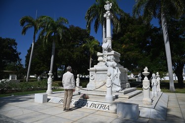 Díaz-Canel en Santa Ifigenia: “Fidel nunca se rindió” 8