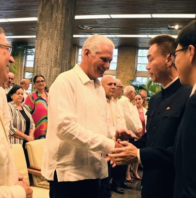 China y Cuba están unidas en un camino común de lucha revolucionaria para conquistar la plena independencia y soberanía