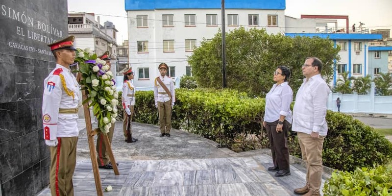 Cuba y Venezuela: un solo corazón en dos trincheras