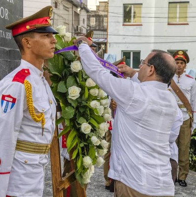 Cuba y Venezuela: un solo corazón en dos trincheras