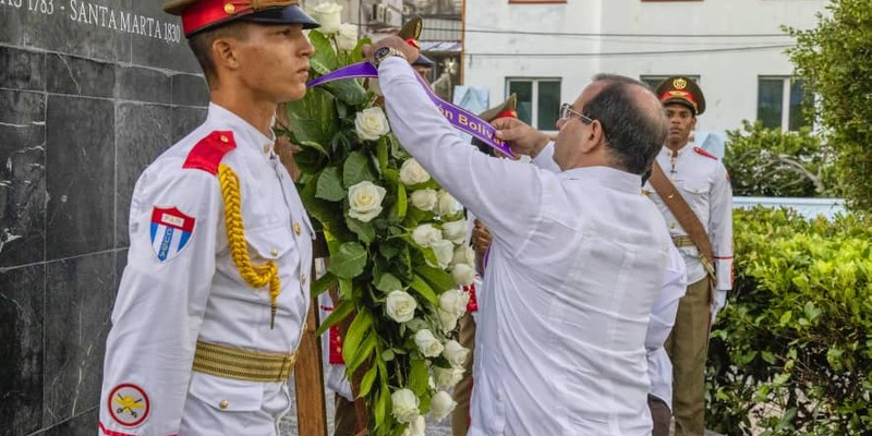 Cuba y Venezuela: un solo corazón en dos trincheras