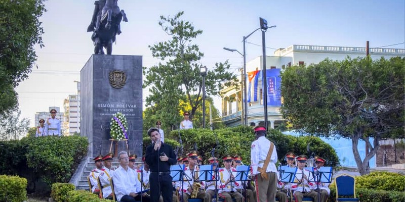 Cuba y Venezuela: un solo corazón en dos trincheras