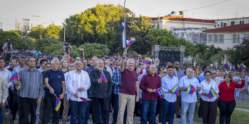 Cuba y Venezuela: un solo corazón en dos trincheras