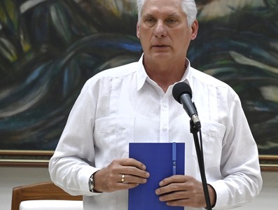 Díaz-Canel a trabajadores excepcionales: “Ustedes son inspiración”