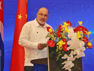 Presidente Diaz-Canel en China