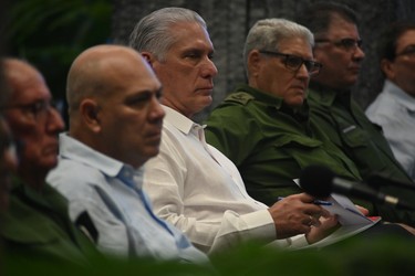 “Por la Patria, la Revolución y el Socialismo, siempre vamos a vencer” 17