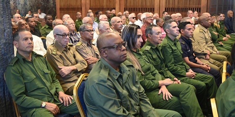 “Por la Patria, la Revolución y el Socialismo, siempre vamos a vencer”