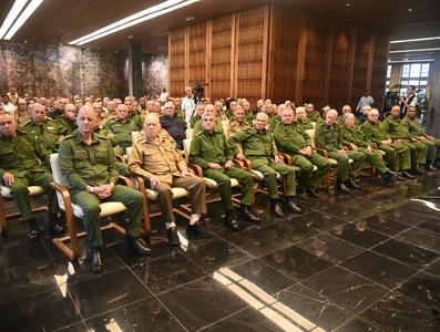 “Por la Patria, la Revolución y el Socialismo, siempre vamos a vencer”