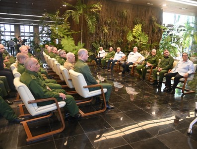 “Por la Patria, la Revolución y el Socialismo, siempre vamos a vencer”