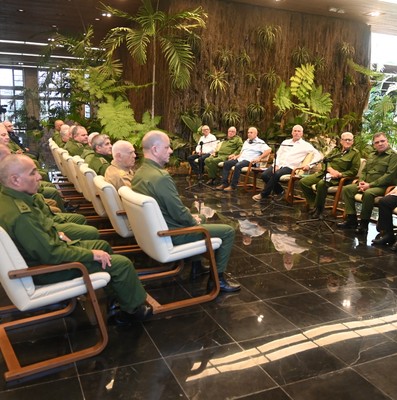 “Por la Patria, la Revolución y el Socialismo, siempre vamos a vencer”