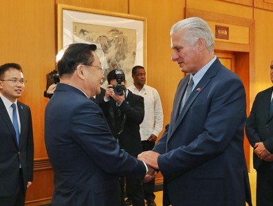 Presidente Diaz-Canel en China