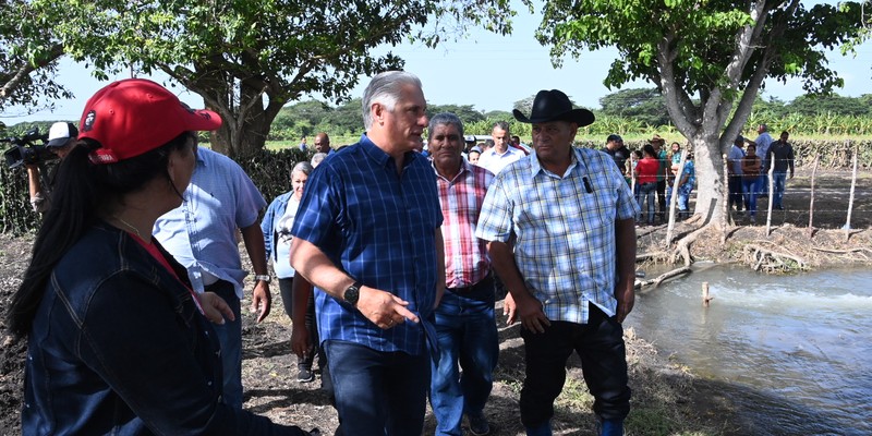 Las experiencias demuestran que «es posible producir más para el pueblo»