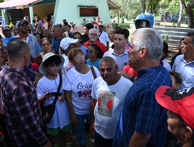 Las experiencias demuestran que «es posible producir más para el pueblo»