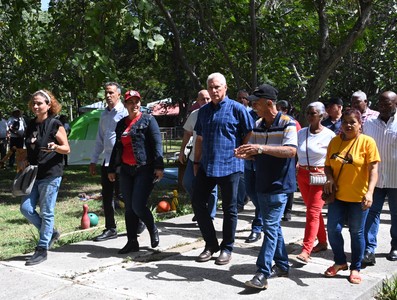 Las experiencias demuestran que «es posible producir más para el pueblo»