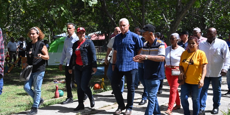 Las experiencias demuestran que «es posible producir más para el pueblo»
