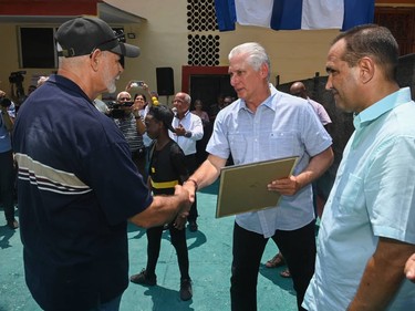 Visita Díaz-Canel dos lugares de La Habana hechos con amor 3
