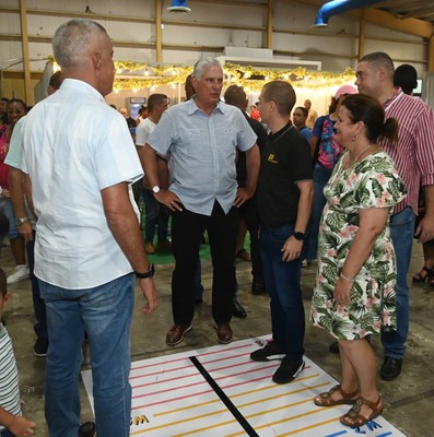 Visita Díaz-Canel dos lugares de La Habana hechos con amor