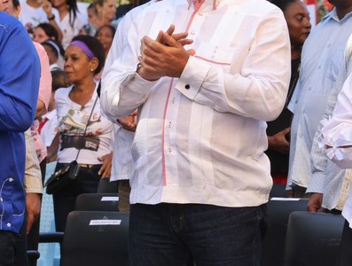 Díaz-Canel: “Mientras haya en Cuba aulas con estudiantes, y escuelas con maestros, hay nación, hay Patria, hay Revolución y hay Socialismo”
