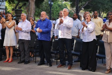 Díaz-Canel: “Mientras haya en Cuba aulas con estudiantes, y escuelas con maestros, hay nación, hay Patria, hay Revolución y hay Socialismo” 11