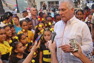 Díaz-Canel: “Mientras haya en Cuba aulas con estudiantes, y escuelas con maestros, hay nación, hay Patria, hay Revolución y hay Socialismo” 26
