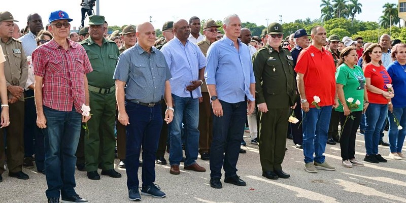 Homenaje a Camilo Cienfuegos