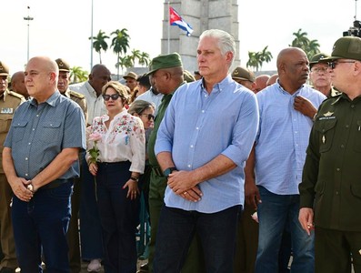 Homenaje a Camilo Cienfuegos