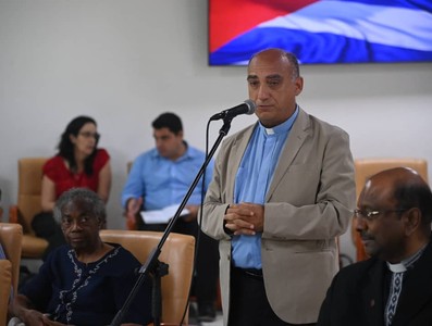 “Cuenten esta realidad”, pidió Díaz-Canel a representantes de organizaciones ecuménicas internacionales