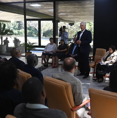 “Cuenten esta realidad”, pidió Díaz-Canel a representantes de organizaciones ecuménicas internacionales