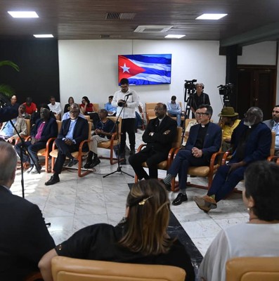 “Cuenten esta realidad”, pidió Díaz-Canel a representantes de organizaciones ecuménicas internacionales