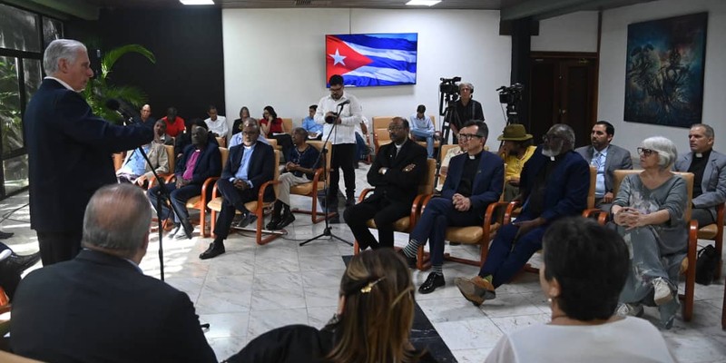 “Cuenten esta realidad”, pidió Díaz-Canel a representantes de organizaciones ecuménicas internacionales