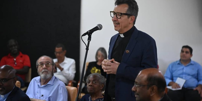 “Cuenten esta realidad”, pidió Díaz-Canel a representantes de organizaciones ecuménicas internacionales
