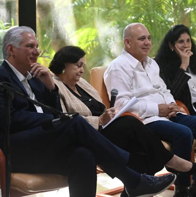 “Cuenten esta realidad”, pidió Díaz-Canel a representantes de organizaciones ecuménicas internacionales