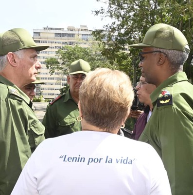 Díaz-Canel desde la tierra que se recupera del huracán