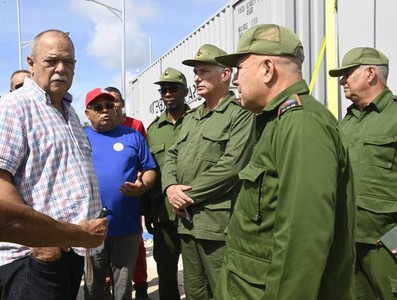 Díaz-Canel desde la tierra que se recupera del huracán