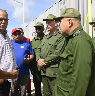 Díaz-Canel desde la tierra que se recupera del huracán