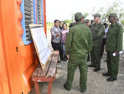 Díaz-Canel desde la tierra que se recupera del huracán