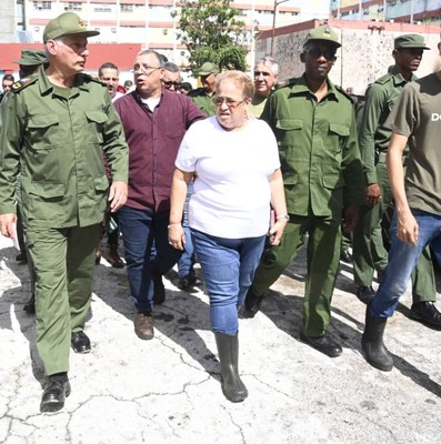 Díaz-Canel desde la tierra que se recupera del huracán