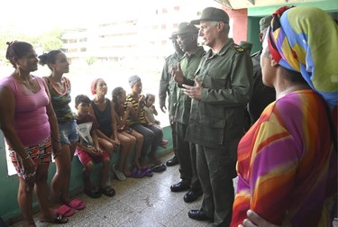Díaz-Canel desde la tierra que se recupera del huracán 1