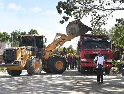 Díaz-Canel desde la tierra que se recupera del huracán