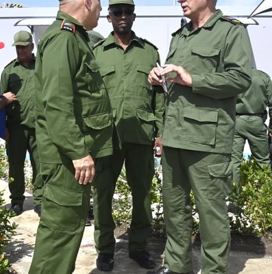 Díaz-Canel desde la tierra que se recupera del huracán